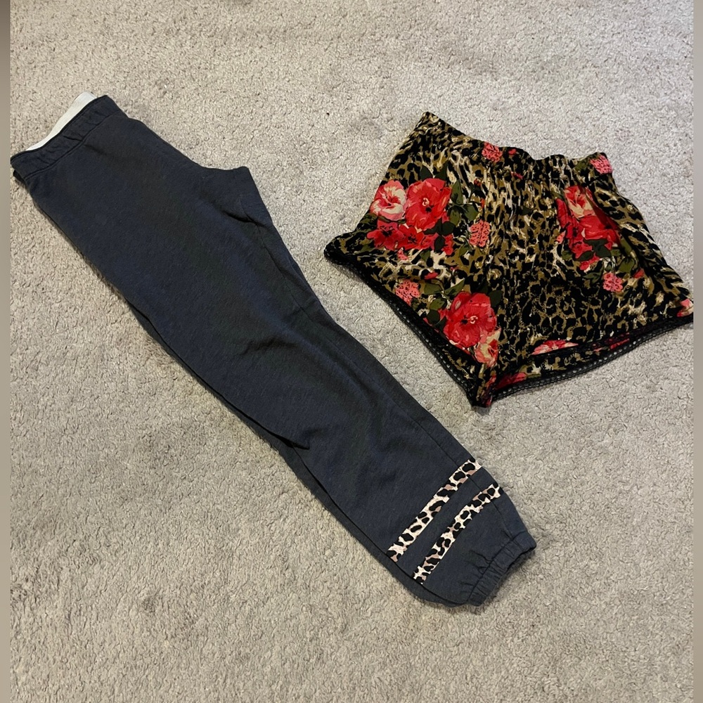 PINK Victoria’s Secret Grey Joggers XS Leopard detail & Volcom Shorts Small